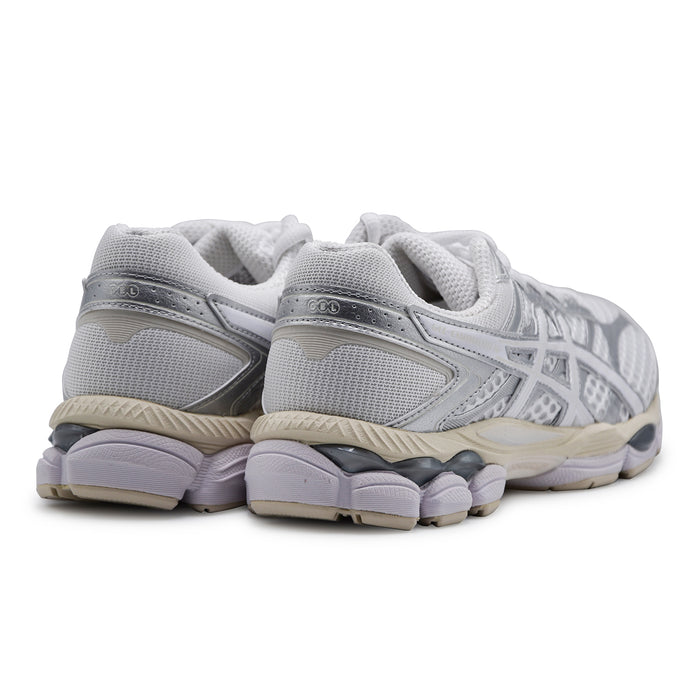 Sneakers Asics Donna GEL-CUMULUS 16 Tessuto Bianco Ammortizzata