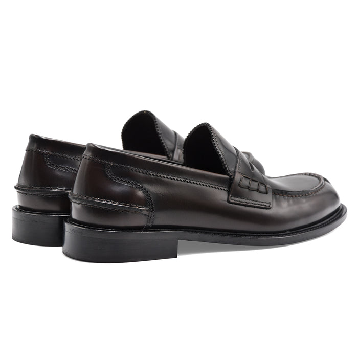 Saxone of Scotland 1405 Men's Moccasins in Shiny Brown Leather