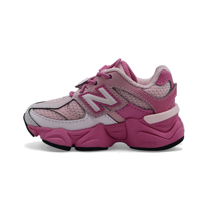 Sneakers Bambina New Balance 9060 Bungee Rosa Dal Look Chunky