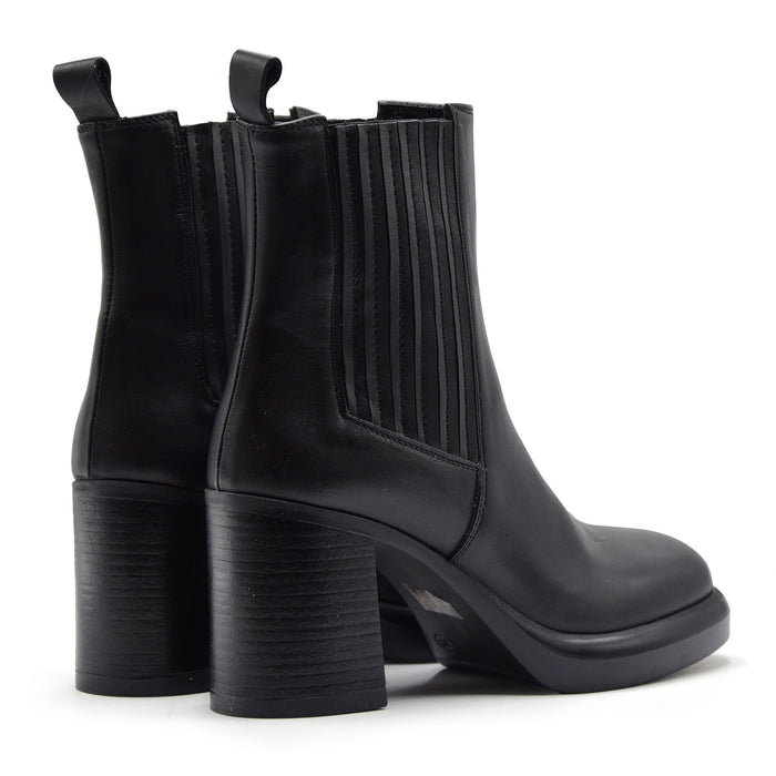 Stivaletti Donna Riccardo P. Nero Con Tacco E Plateau Sporgente