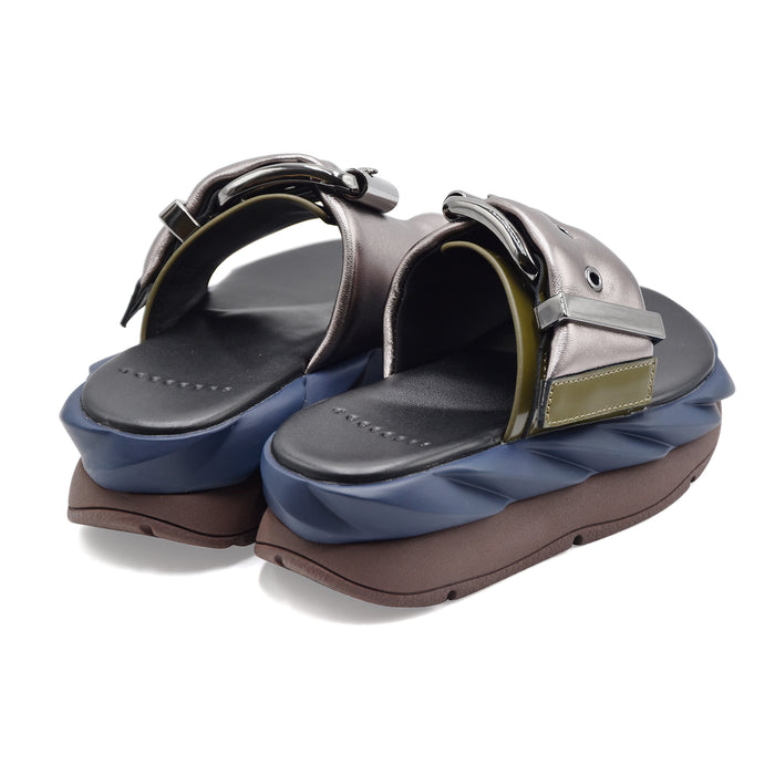Women's Sandals 4CCCCEES Mellow Glow Gun Metal With Maxi Buckle
