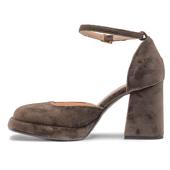 Women's Chanel Mud Matteo Pitti Velvet With Stable Wide Heel