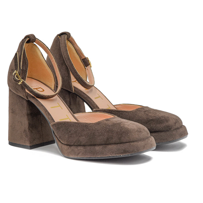 Women's Chanel Mud Matteo Pitti Velvet With Stable Wide Heel