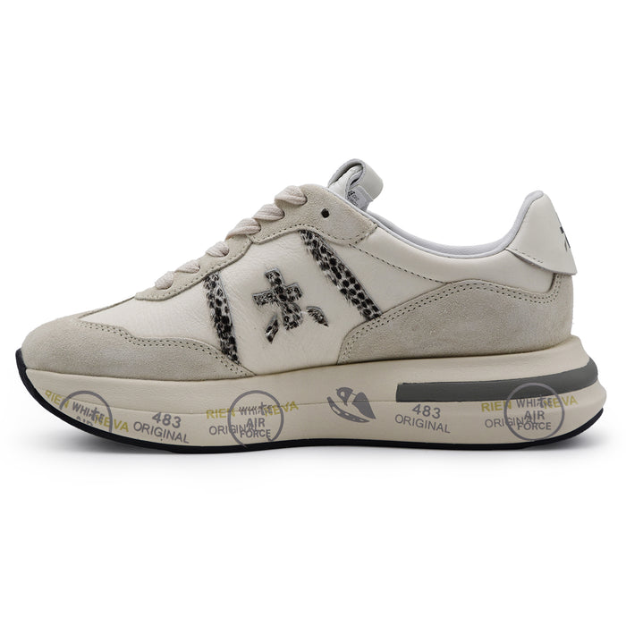 Sneakers Premiata Cassie 7682 Panna Beige Dallo Stile Iconico