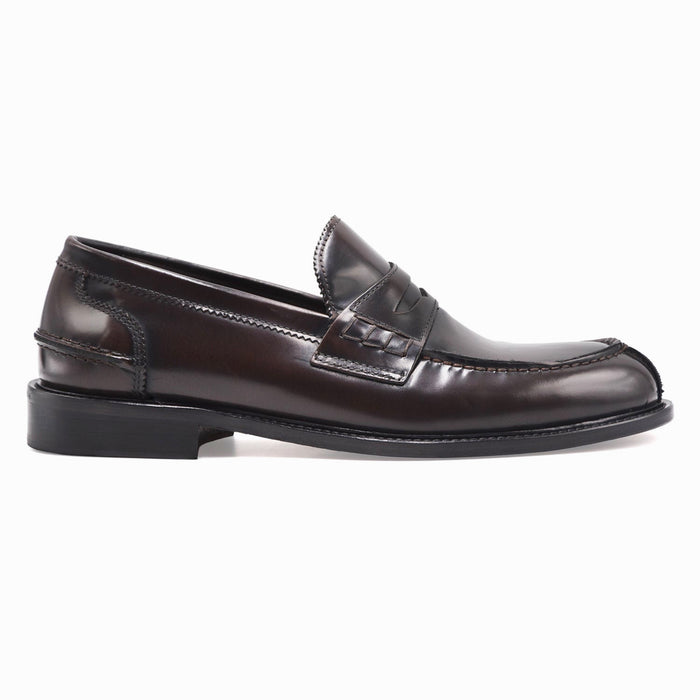 Saxone of Scotland 1405 Men's Moccasins in Shiny Brown Leather