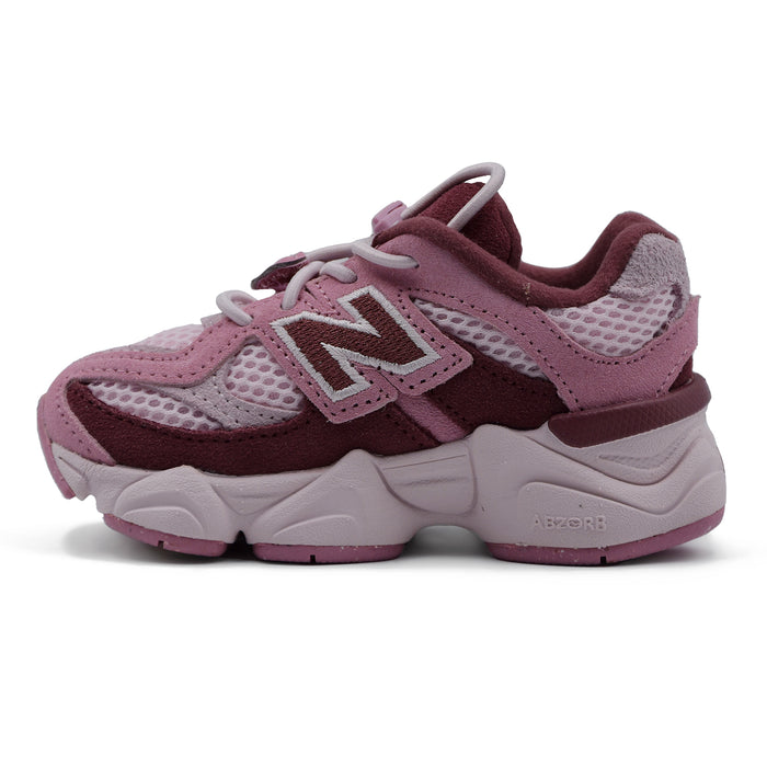 Sneakers New Balance 9060 Infant Rosa Elastici E Suola ABZORB