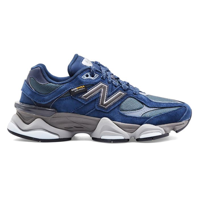 Sneakers New Balance Donna U906023D In Pelle Scamosciata Blu