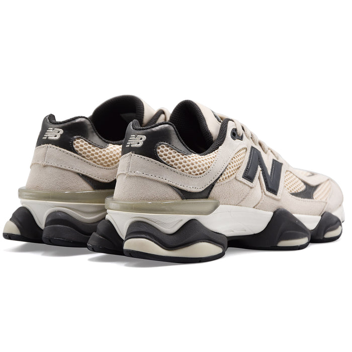 Sneakers New Balance Uomo U90606H1 Camoscio Bianco Dettagli Neri